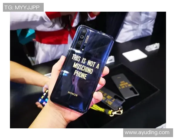 锁屏足球球星专属主题：定制化球员锁屏背景，让你随时随地感受赛场激情与荣耀